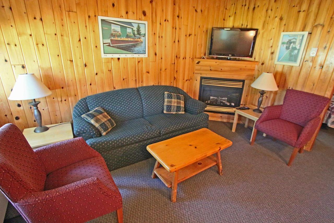 Motel Colonial Bay And